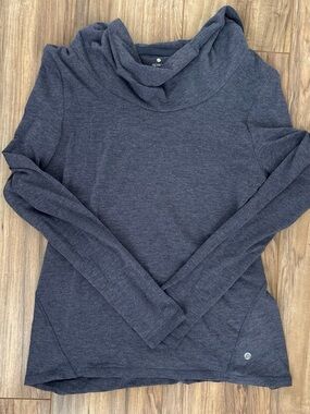 Apana Sweatshirt